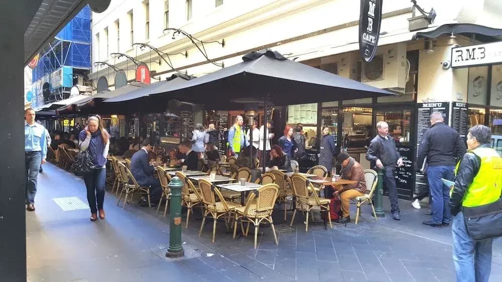 CBD Little Paris - StayCentral - photo 13