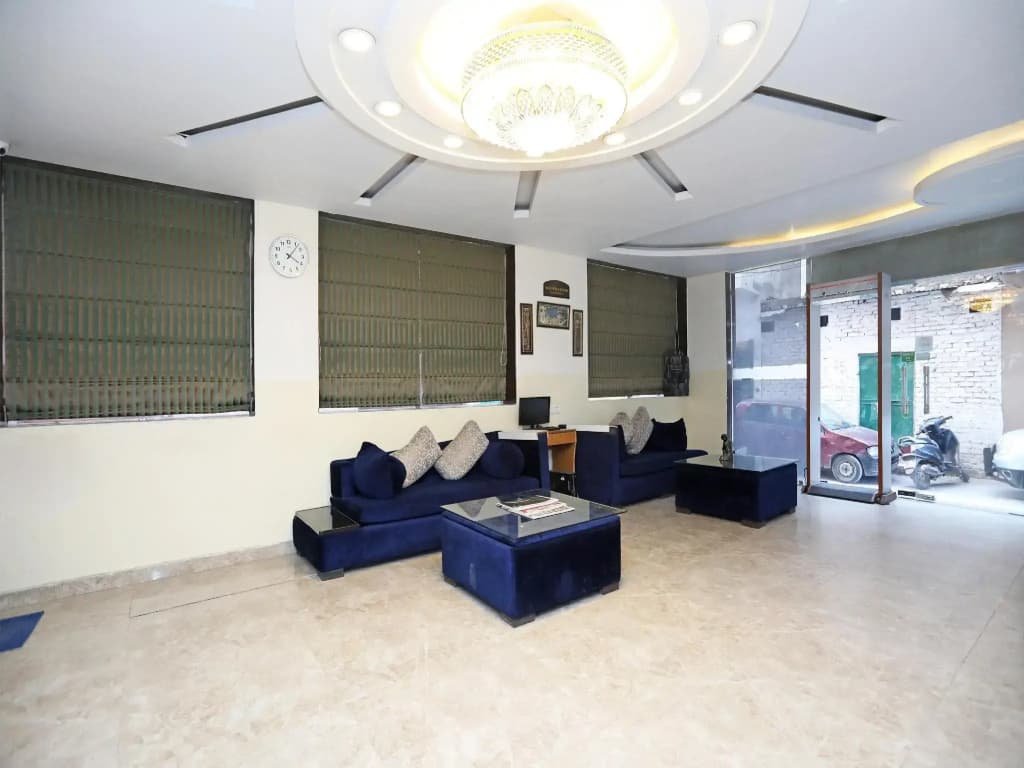 OYO 8404 Hotel Aerofly - photo 2