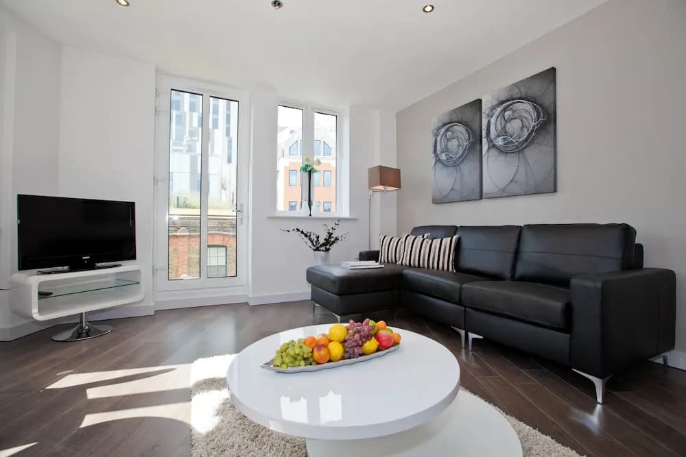 One Whites Row - photo 10