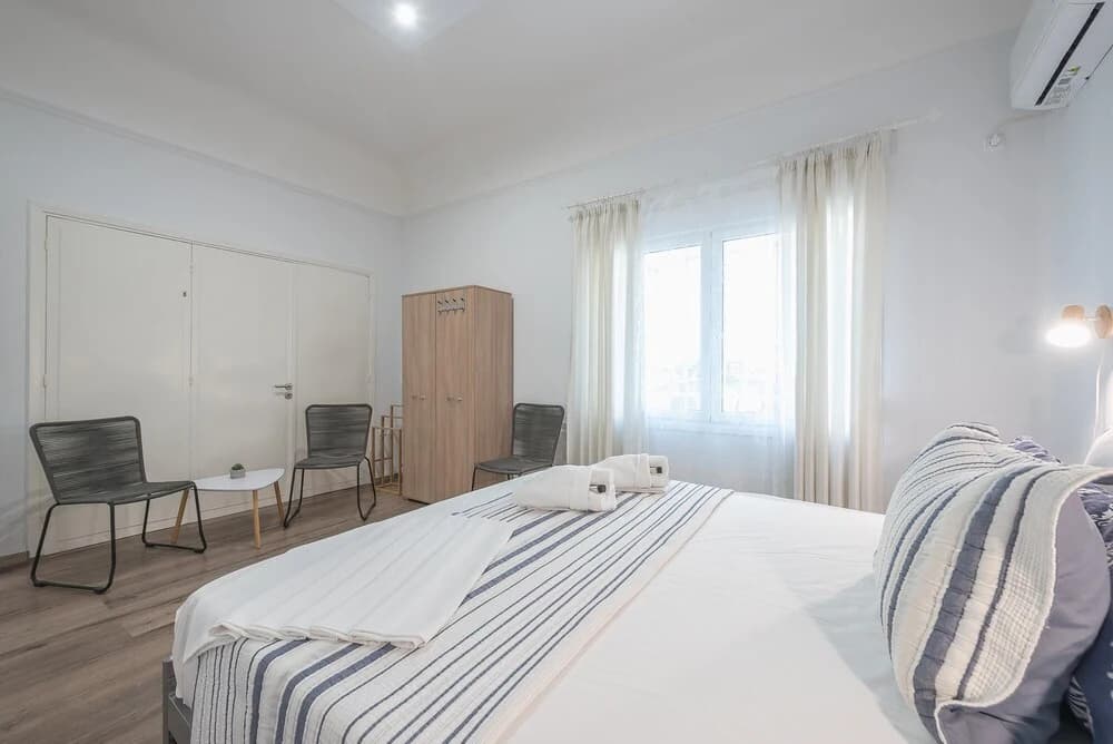 Cloudkeys Spacious Family Home in Thisio - photo 14