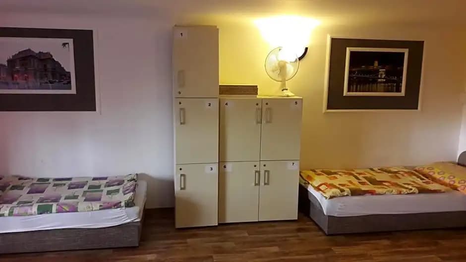 Opera Hostel Budapest - photo 5