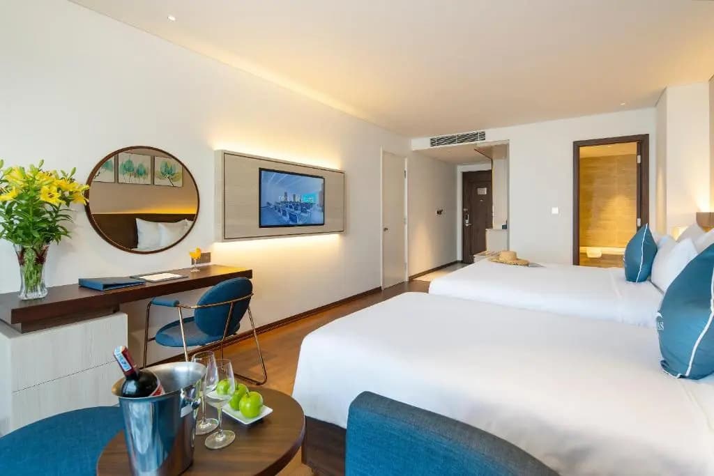 Canvas Danang Beach Hotel - photo 10
