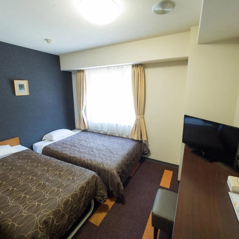 Hotel Shin Osaka - photo 16