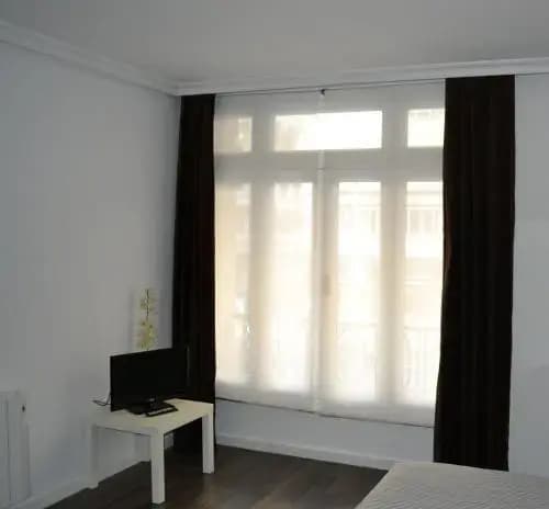 Room Gran Vía Apartments - photo 2