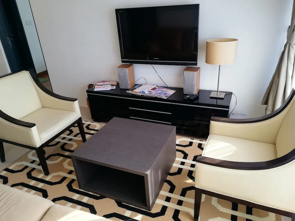 Summertime 218 Macalister Suite @ Georgetown - photo 2