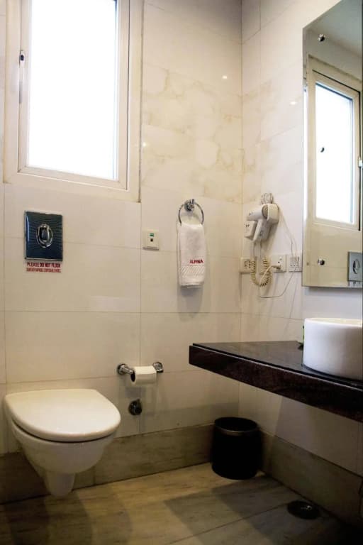 Alpina Hotels & Suites - photo 9