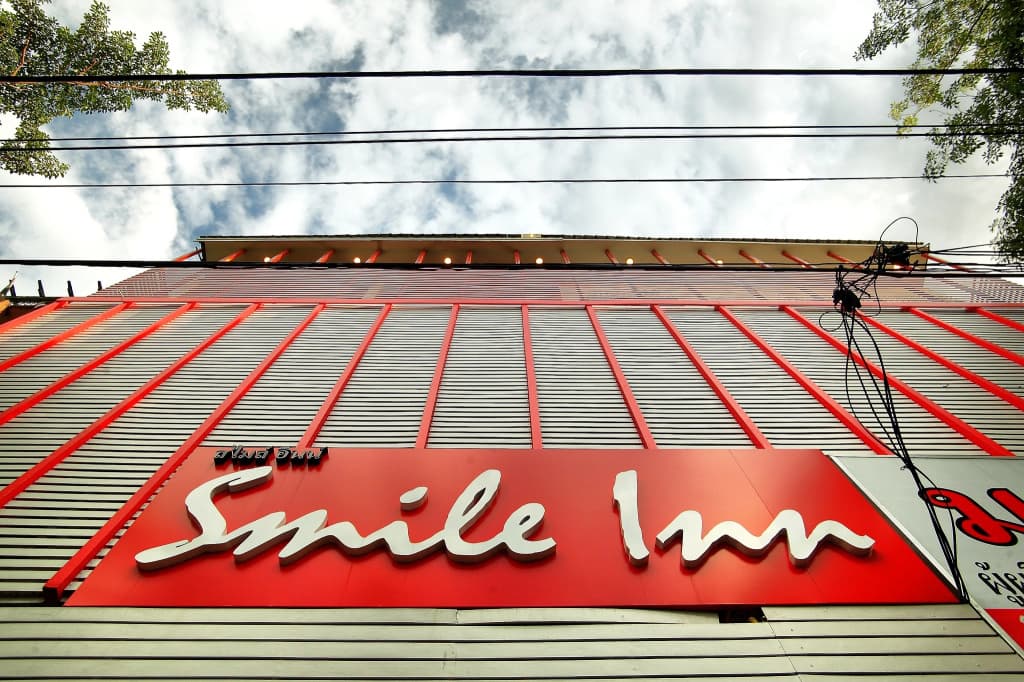 Smile Inn - main photo