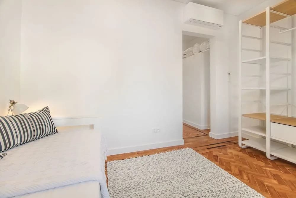Marques de Pombal Metropolitan Flat - photo 4