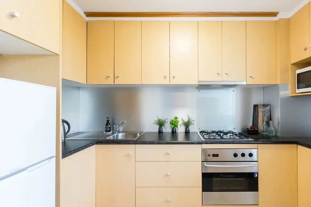 Brooke 1Bdr Stkilda Apartment - photo 12