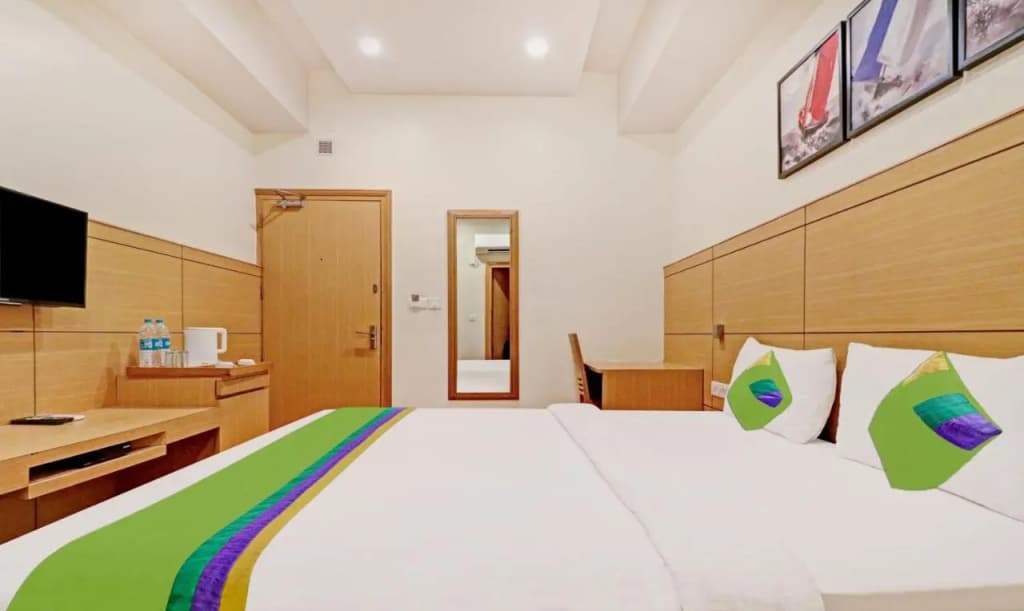 Treebo Galaxy Rooms - photo 6
