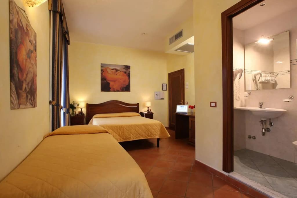 Hotel Bologna - photo 5