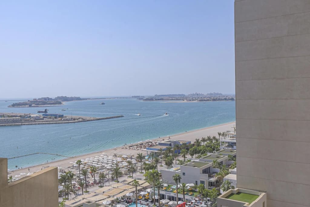 DXB - Five - 41102 - PJ - photo 15