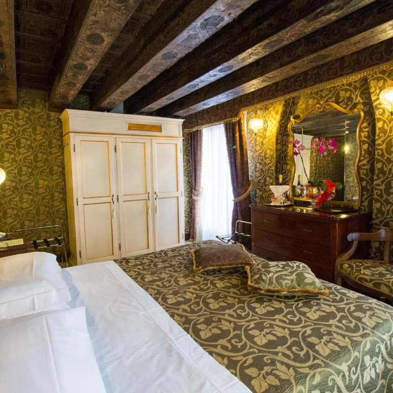 Hotel Palazzo Abadessa - photo 42