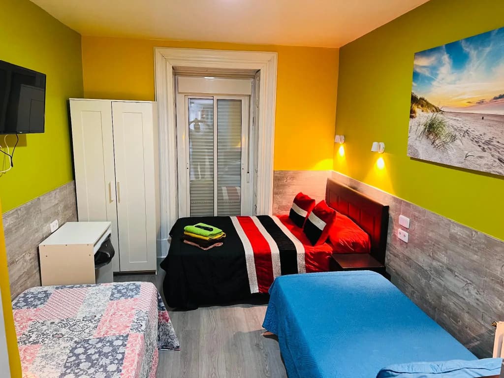 Hostal Numancia - photo 36