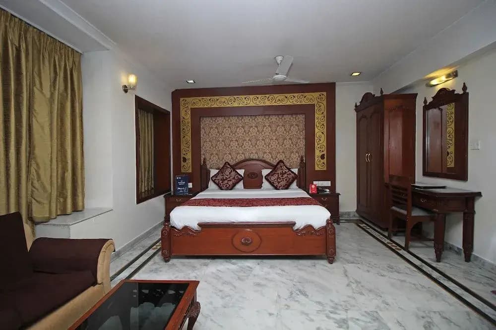 OYO 5915 Hotel Swagath - photo 6