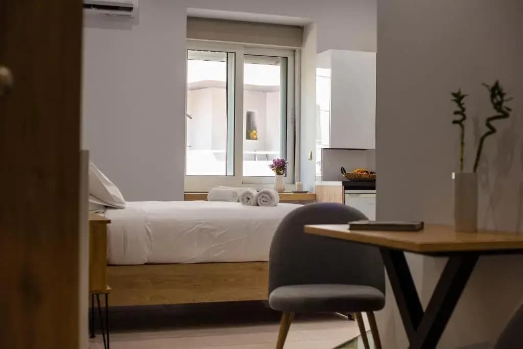 12 Keys Athens Apartments - photo 5