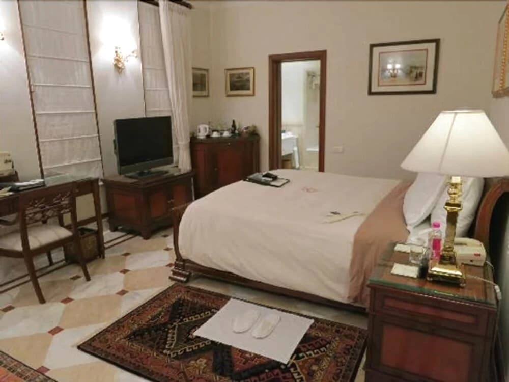 Hotel Imperial Villa - photo 7
