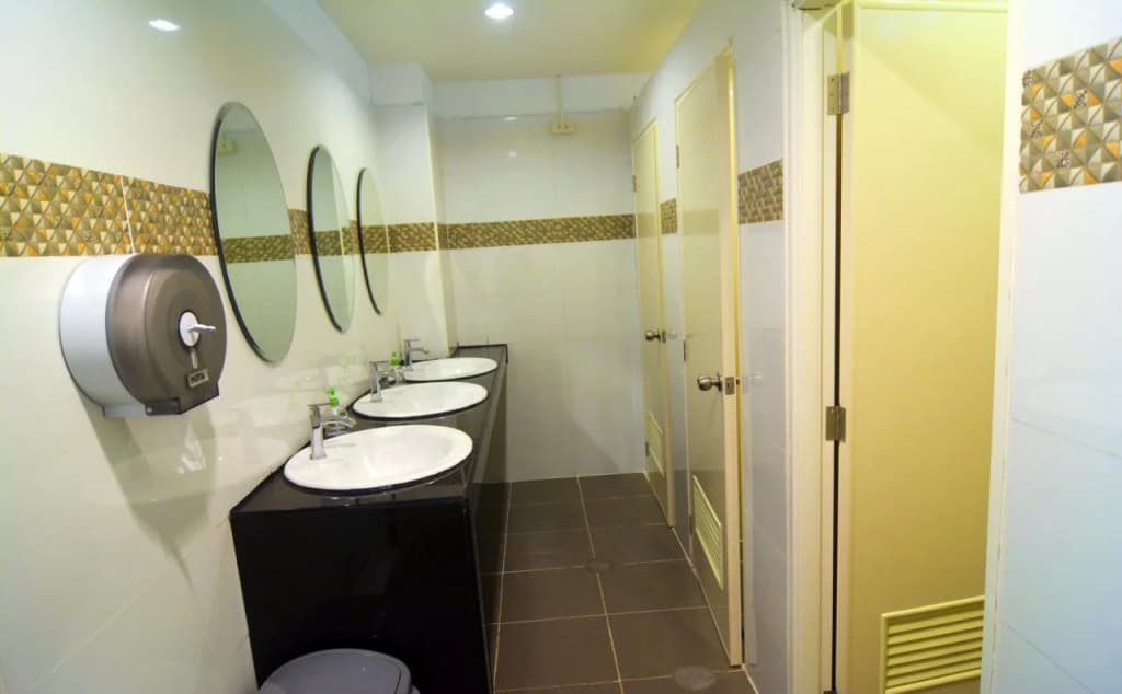Chang Hostel - photo 8