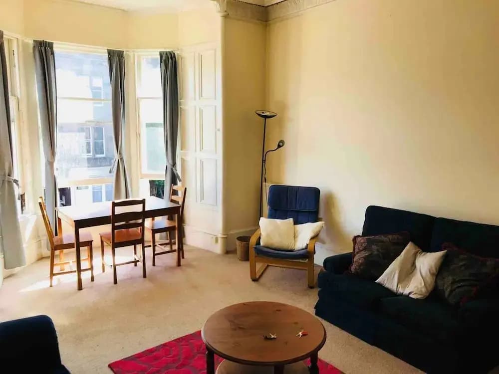 Central Marchmont 3 Bedroom Flat - main photo
