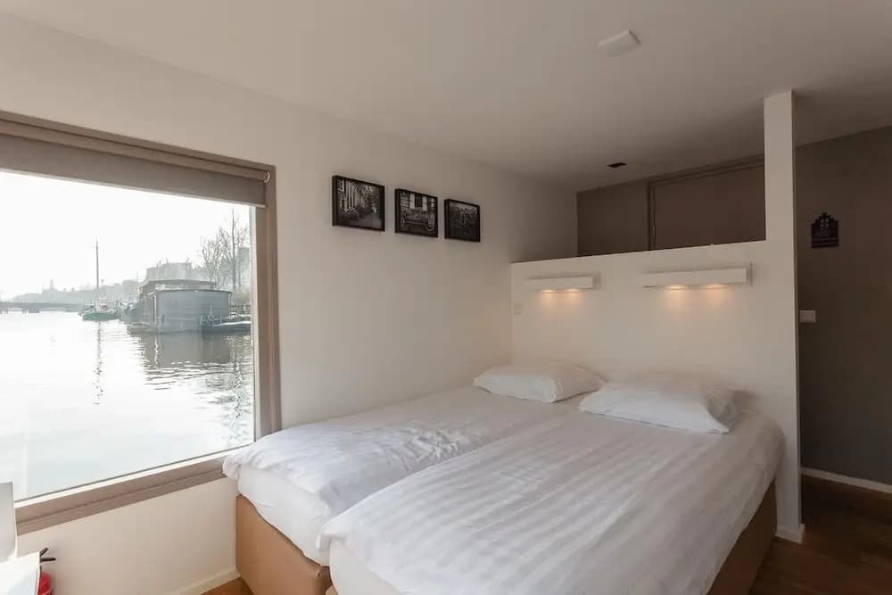 little AMSTEL HouseBoat - photo 3