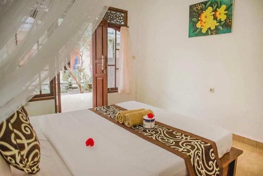 Artha Dewata Home Stay - photo 7