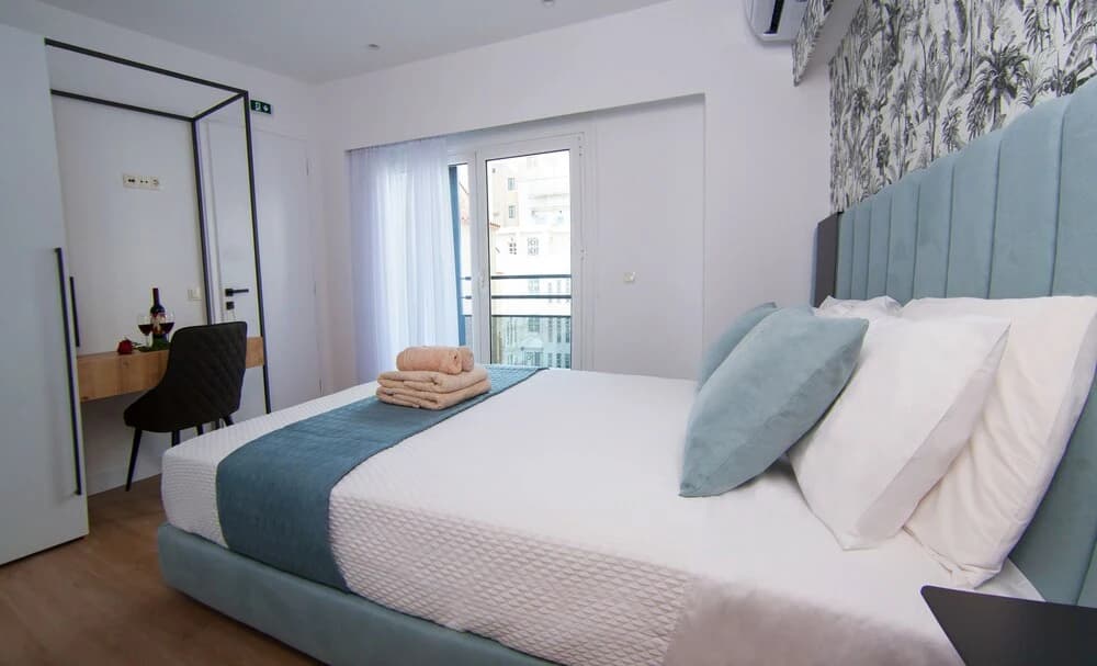 Phaedrus Living Modern Kriel Suites 103 - photo 3