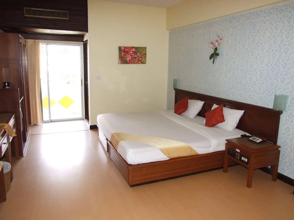 Ratchada City Hotel - photo 5