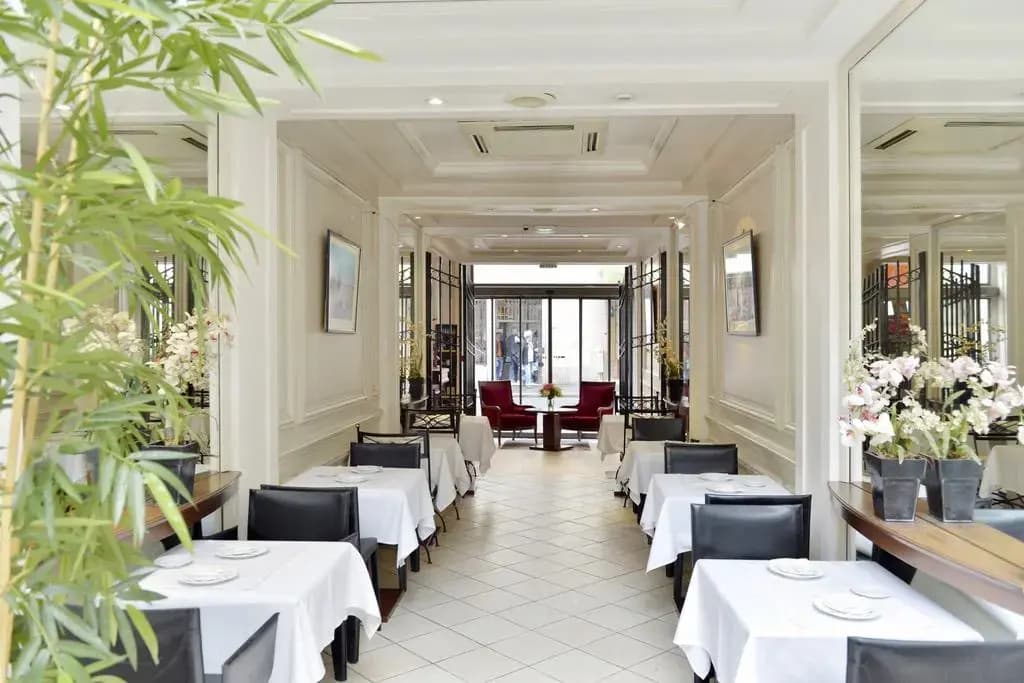 Hotel Unic Renoir Saint Germain - photo 16