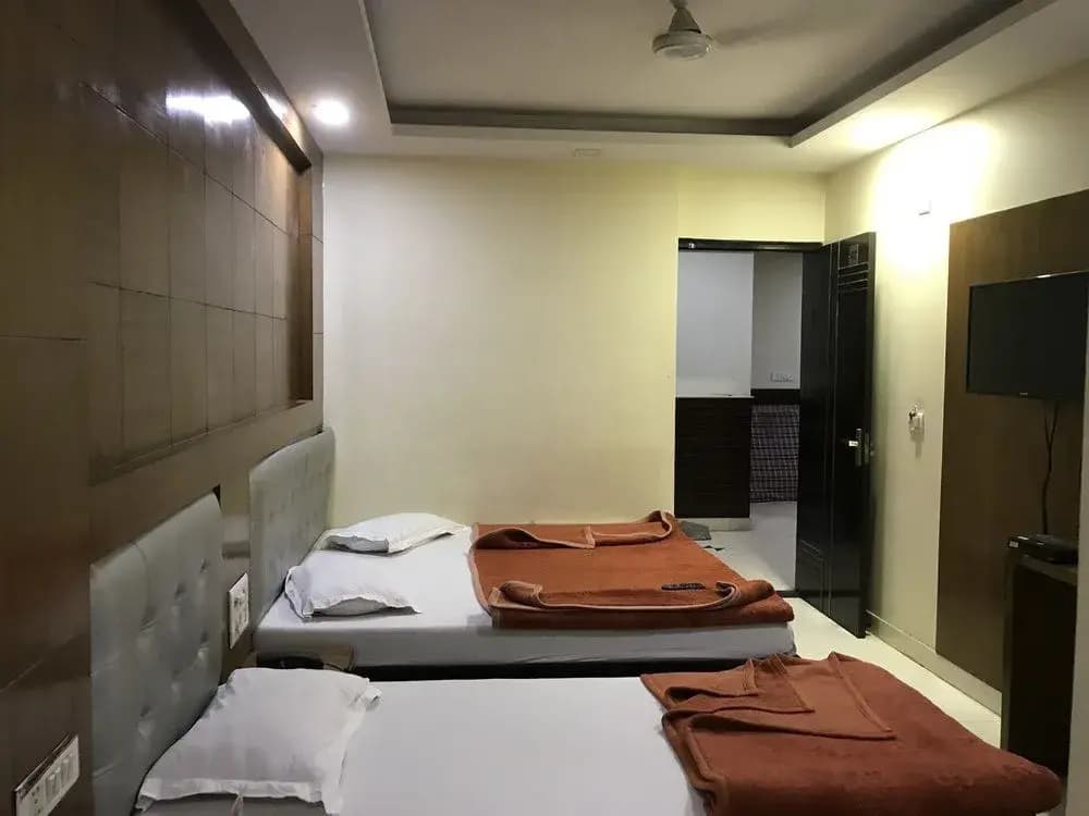 Noble Inn - photo 7