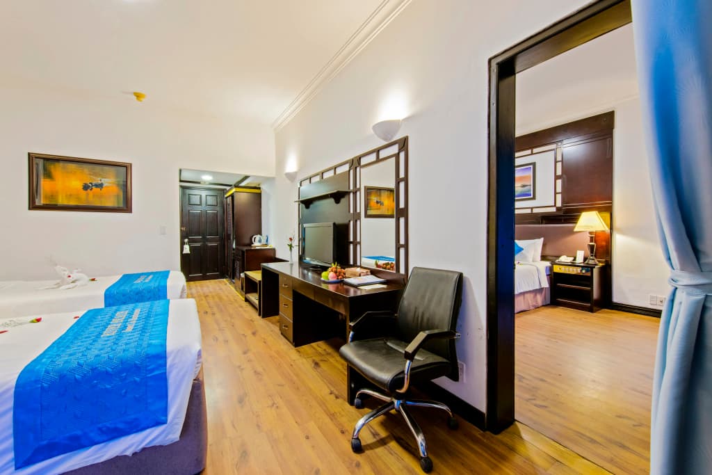 River Beach Resort and Residences - photo 5