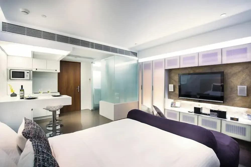 V Wanchai - photo 18