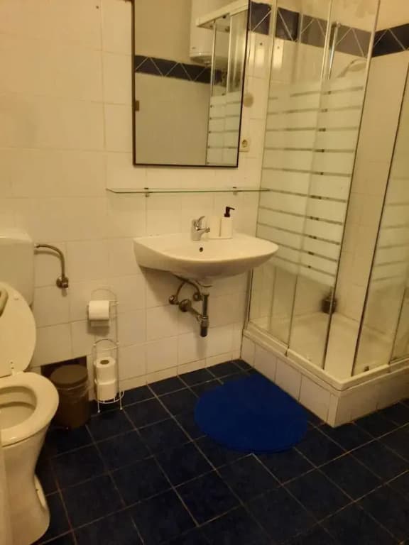 Extended Stay 3 Budget Apartments - photo 6