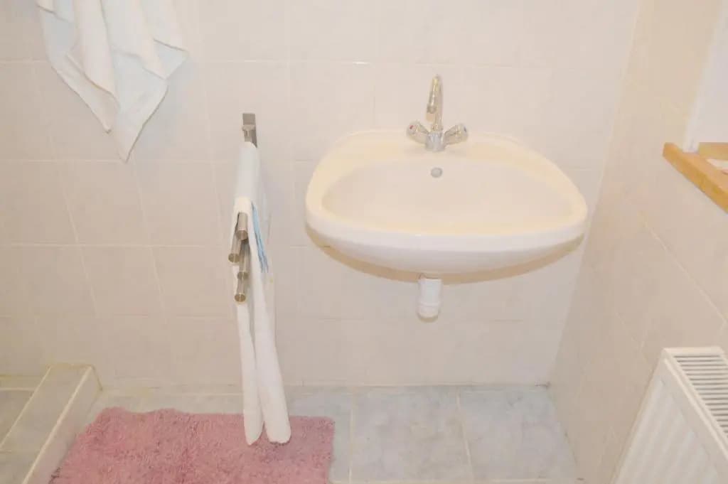 Riverside Danube Guest House - photo 4