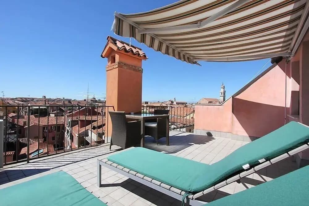 City Apartments - Panoramic - photo 8