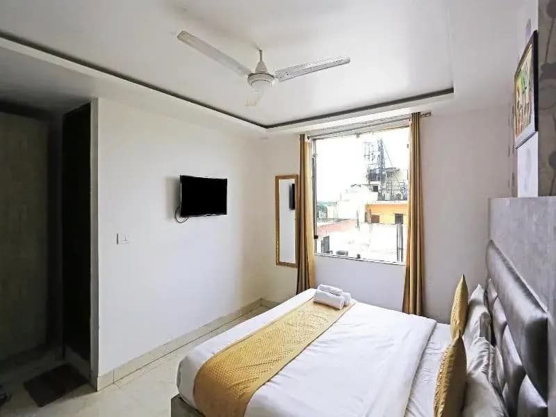 Hotel Broadway - photo 22