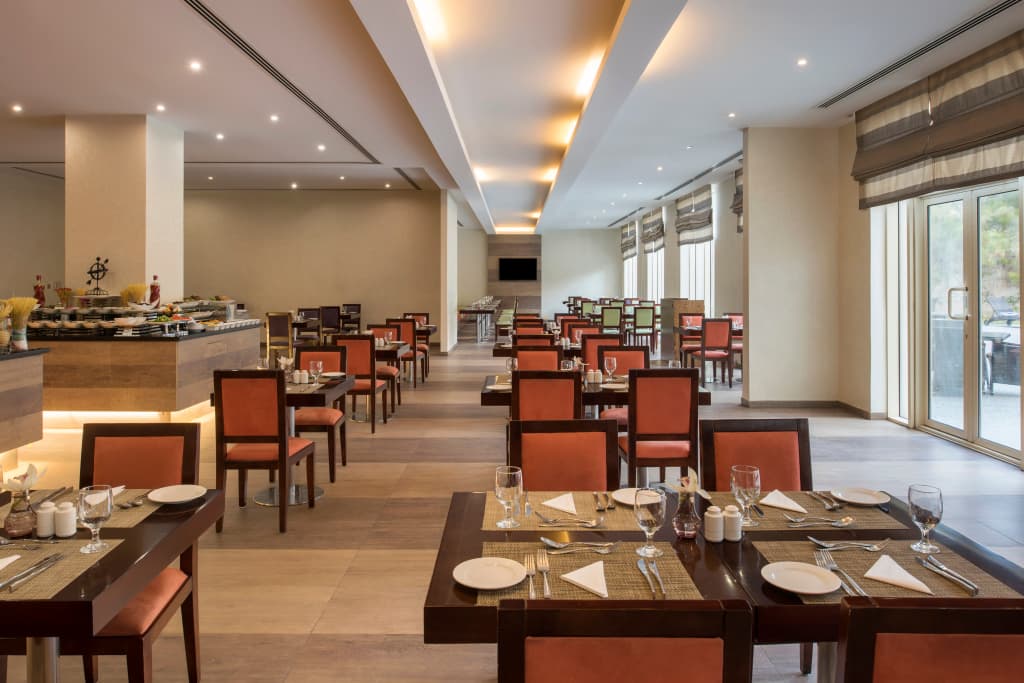 Concorde Hotel Doha - photo 8
