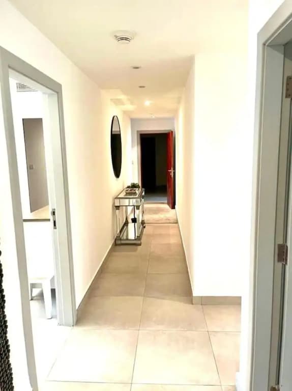 Large 4 Bedroom Sea View Jbr - photo 8