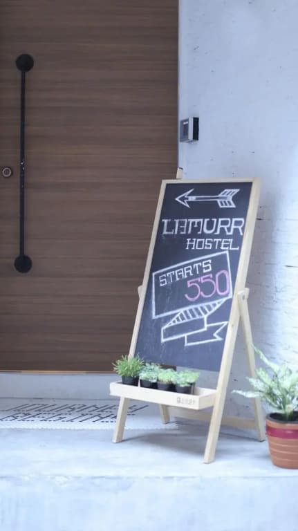 Lamurr Sukhumvit 41 - Hostel - photo 23