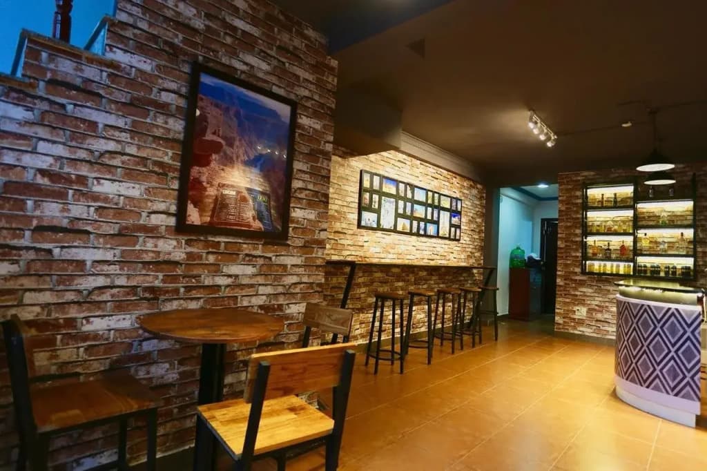 Dixi Hotel And Apartment - photo 14