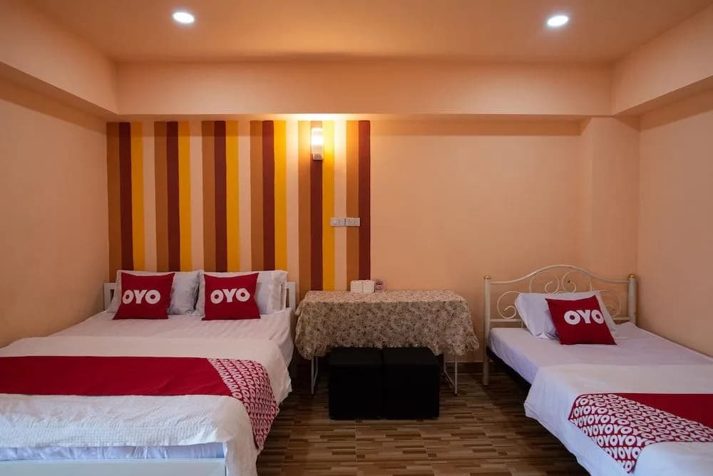 OYO 415 P Place - photo 4