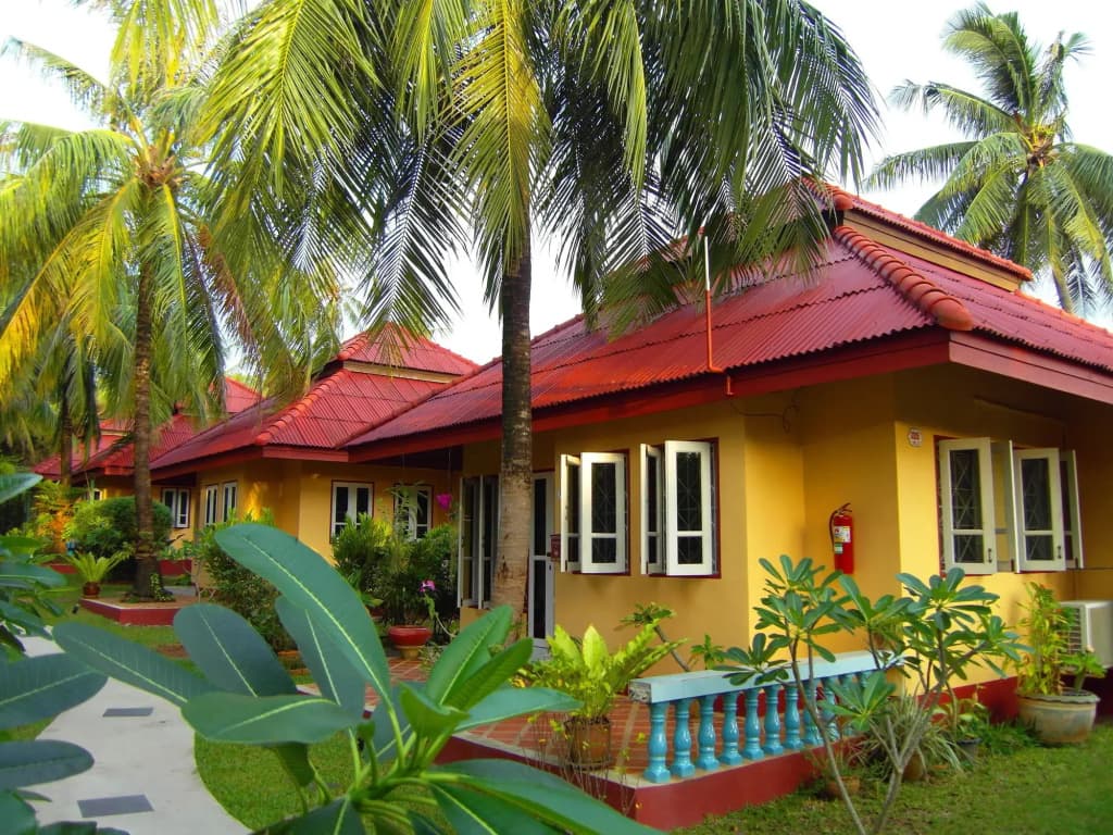 Palm Village - photo 16