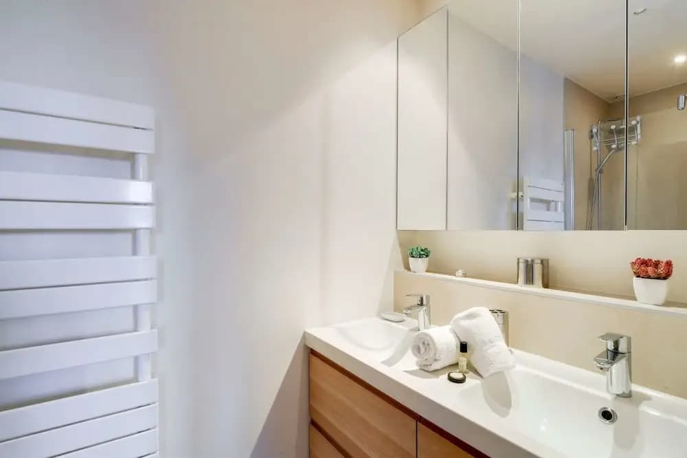 Gorgeous Flat - 3 Mins to Oberkampf Metro - photo 4