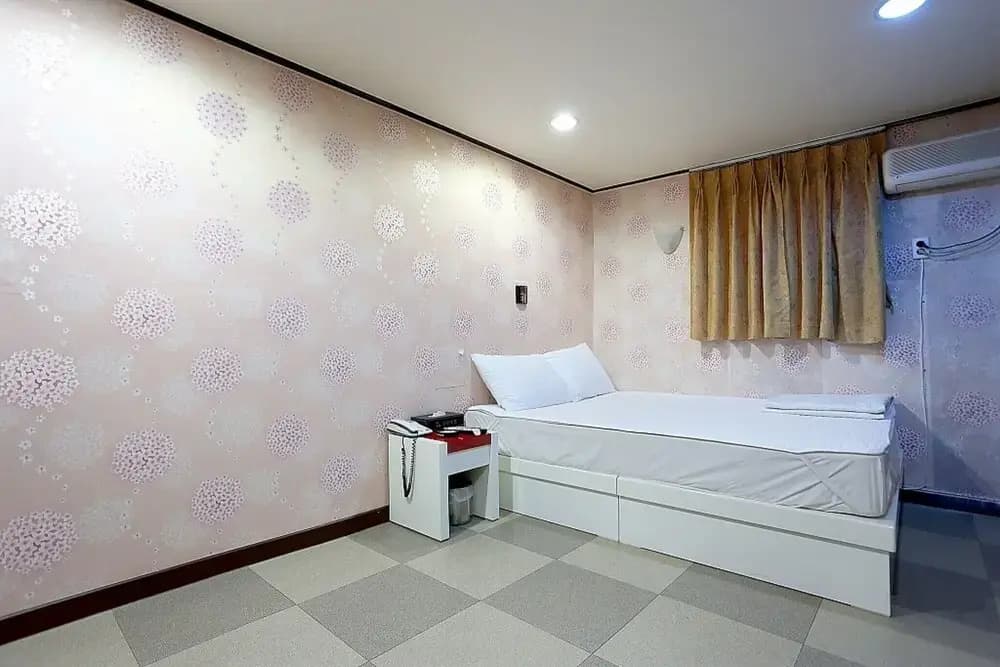 Hoegi Cherry Motel - photo 4