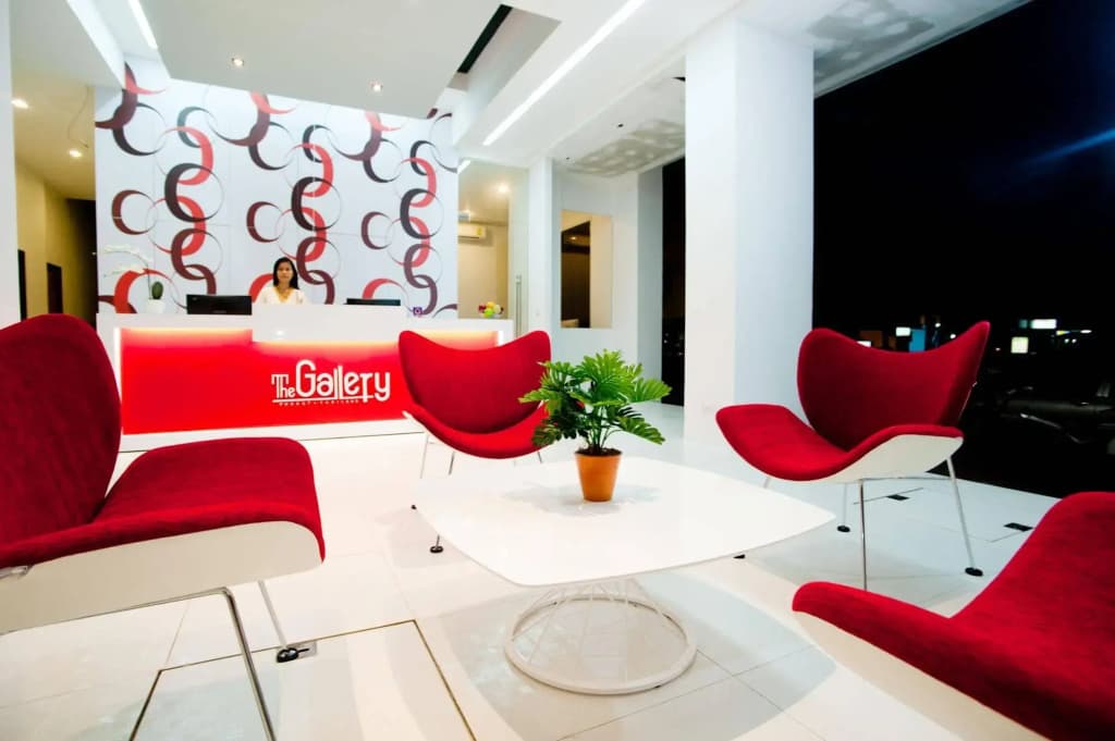 The Gallery Hotel - photo 17