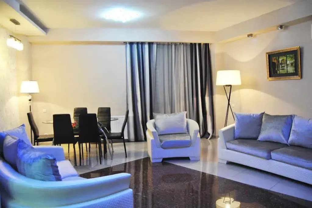 City Core Apartments - photo 6
