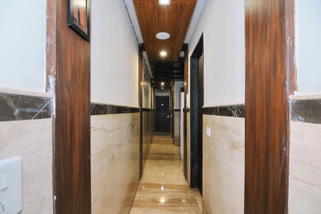 OYO Collection O 476 Hotel Gera's - photo 12
