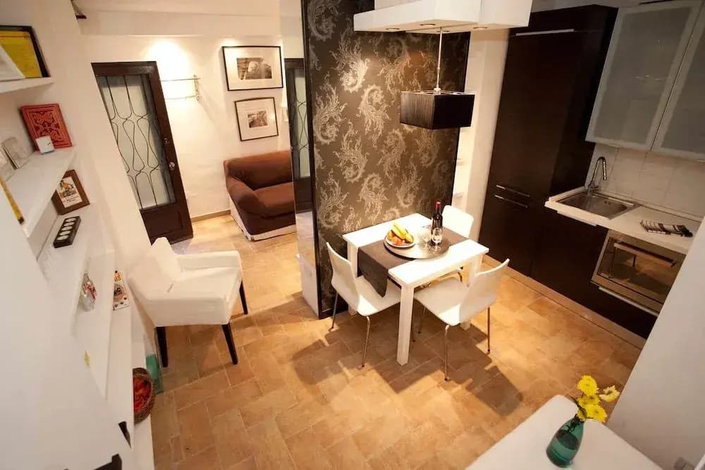 Colosseum Secret Apartment - photo 3