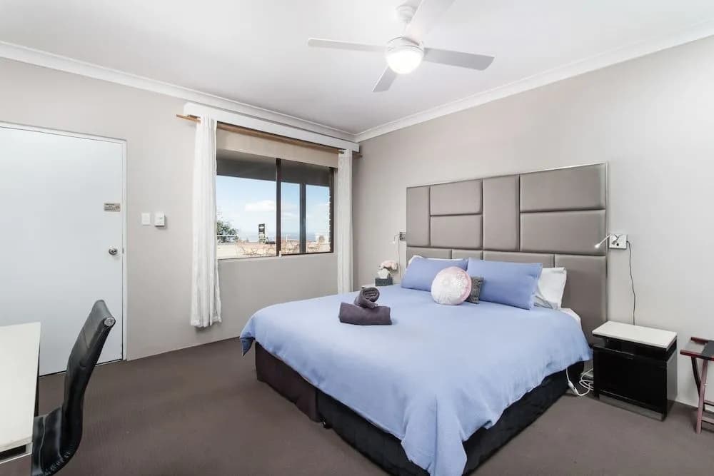 Archibald Hotel - photo 2