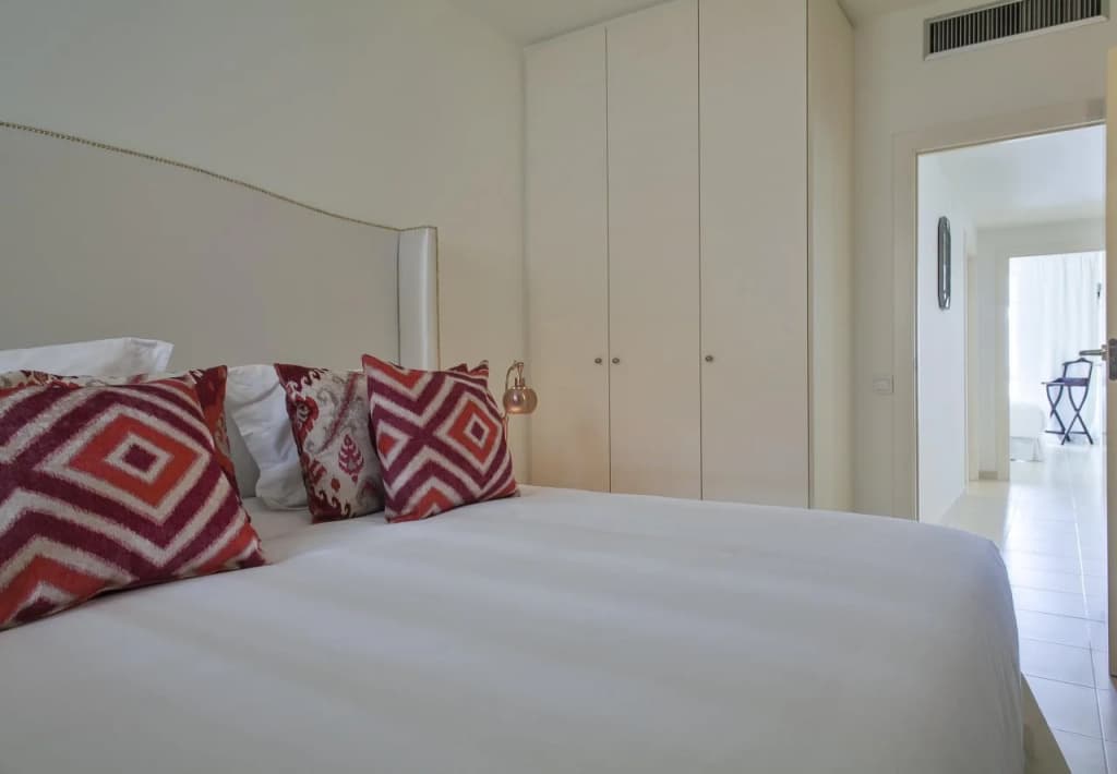 Splendom Suites Pau Clarís - photo 5