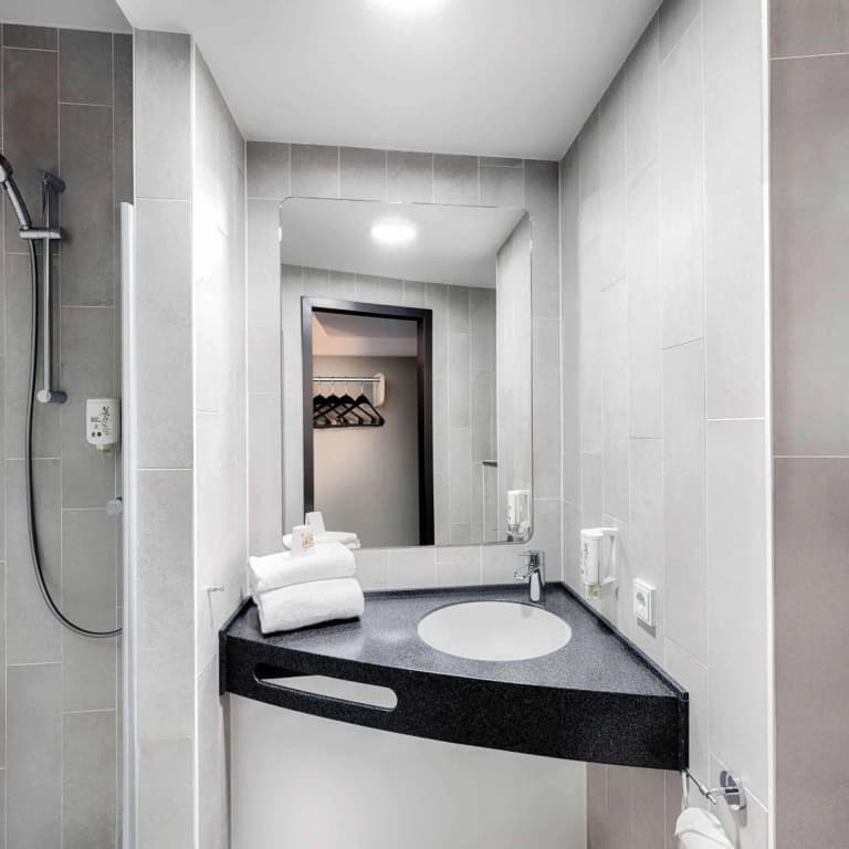 B&B Hotel Berlin City-West - photo 11